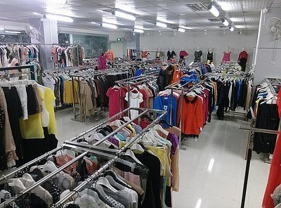 鑫丝露品牌折扣女装 衣联网引领服装批发市场新潮流