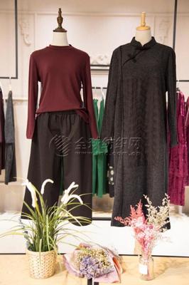 品牌折扣女装批发 从尾货到厂家直销的机遇与策略