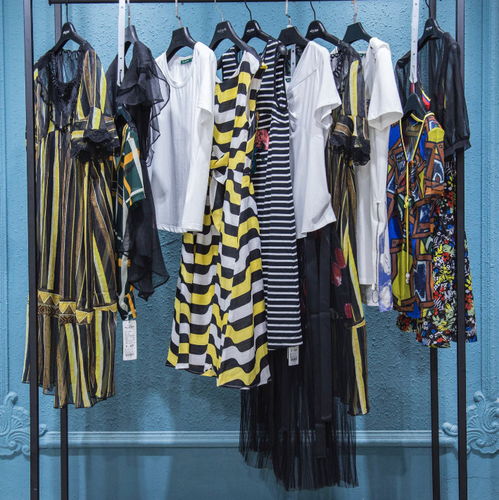 揭秘希色夏品牌折扣女装 高端货源、走份模式与批发全解析